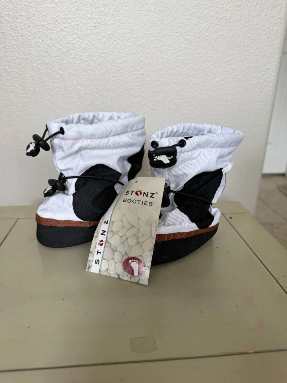 Stonz Winter Booties, Cow Print, Size Medium (6-18 mos)